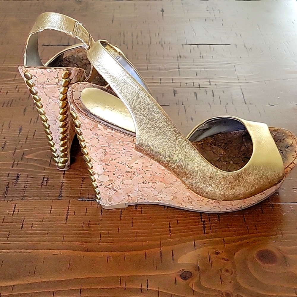 Jessica Simpson high heel gold wedge